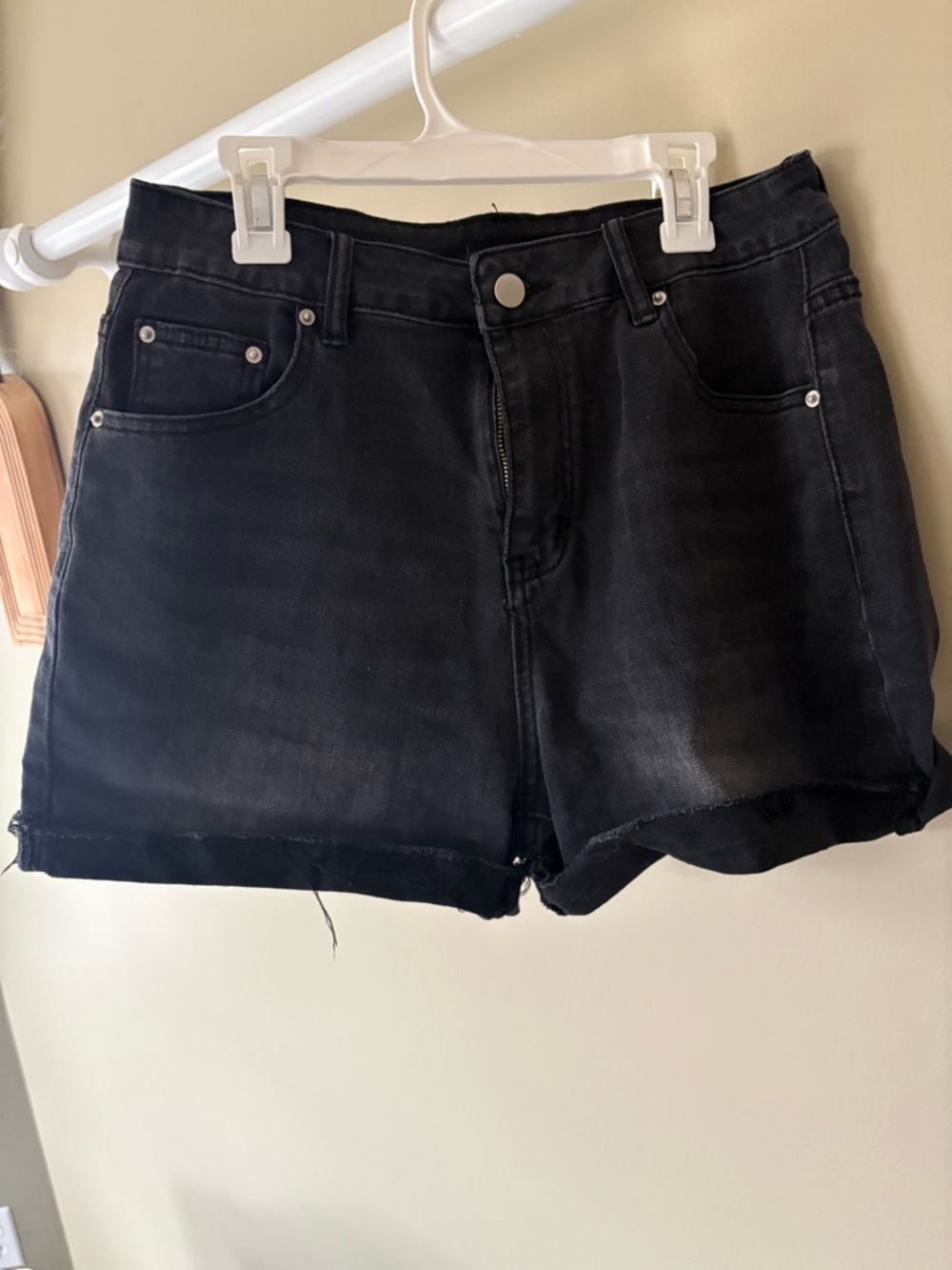 SHEIN Black High-Rise Denim Shorts with Frayed Hem